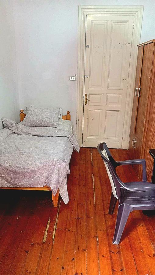 Arab Hostel For Men Onlyغرف خاصة للرجال فقط 仅限男士 女士不允许 İskenderiye Dış mekan fotoğraf