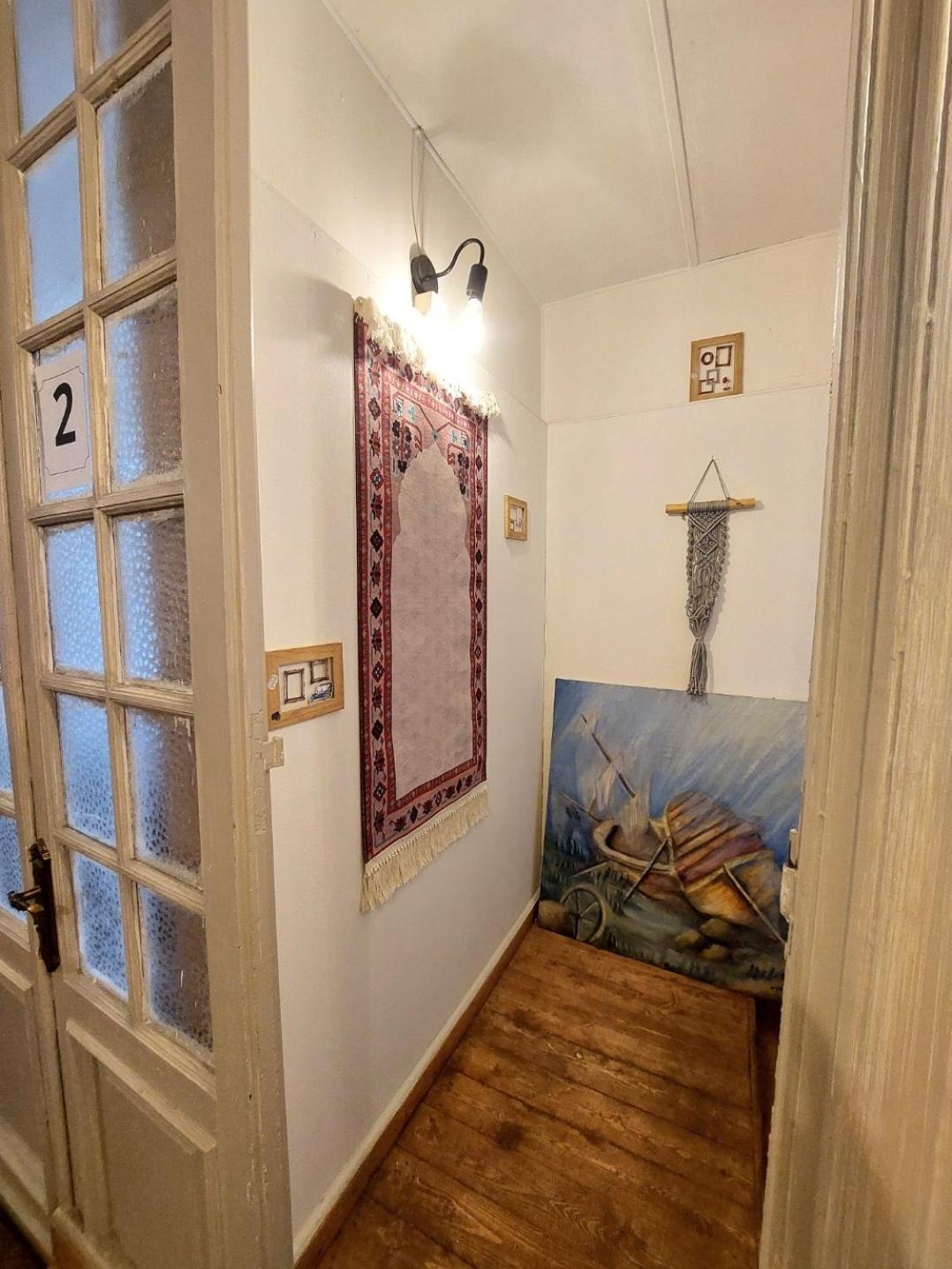 Arab Hostel, Welcoming All Solo And Groups Travellers But, Unmarried Couples Not Allowed İskenderiye Dış mekan fotoğraf