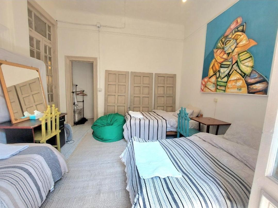 Arab Hostel, Welcoming All Solo And Groups Travellers But, Unmarried Couples Not Allowed İskenderiye Dış mekan fotoğraf