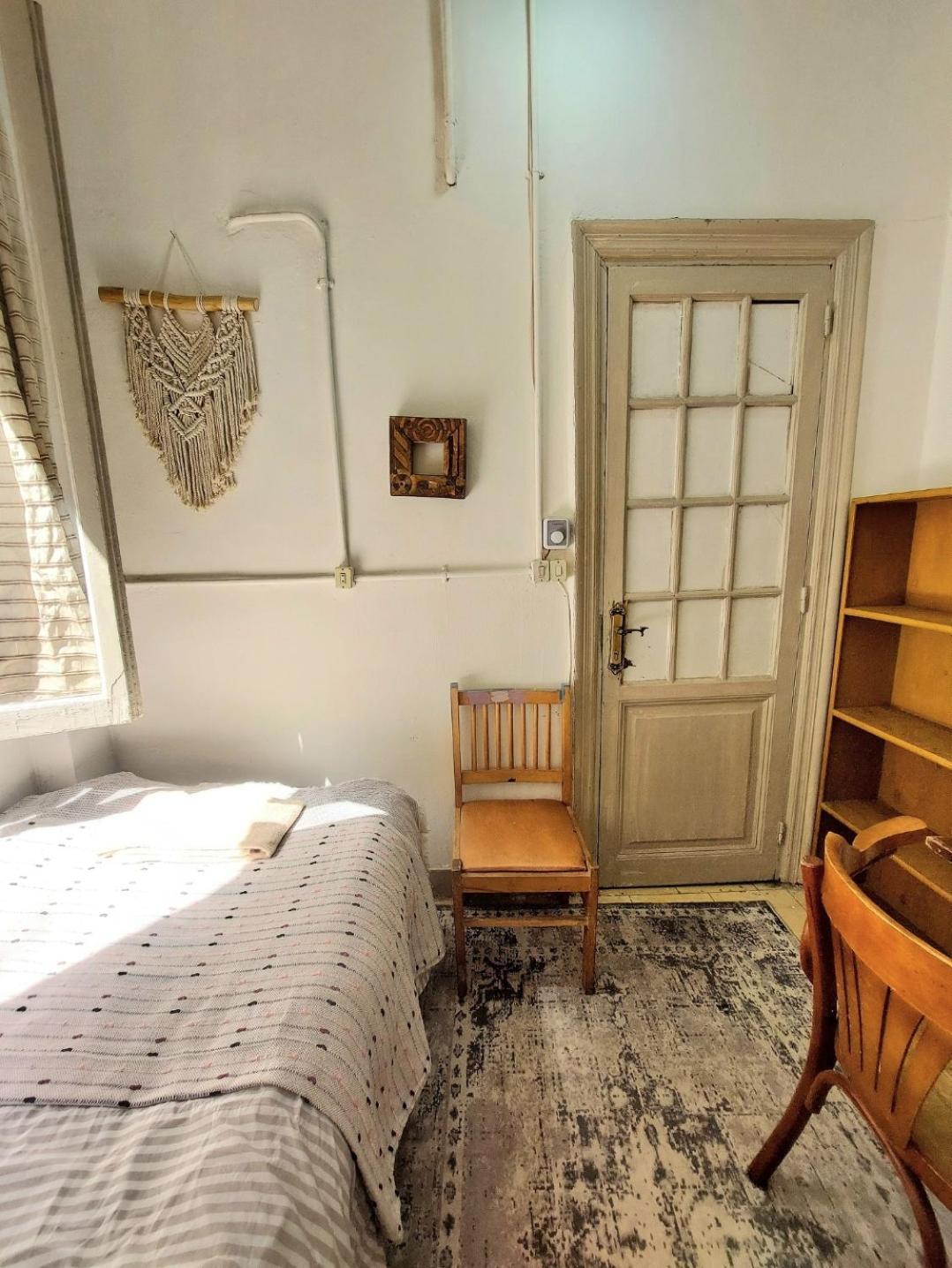 Arab Hostel, Welcoming All Solo And Groups Travellers But, Unmarried Couples Not Allowed İskenderiye Dış mekan fotoğraf