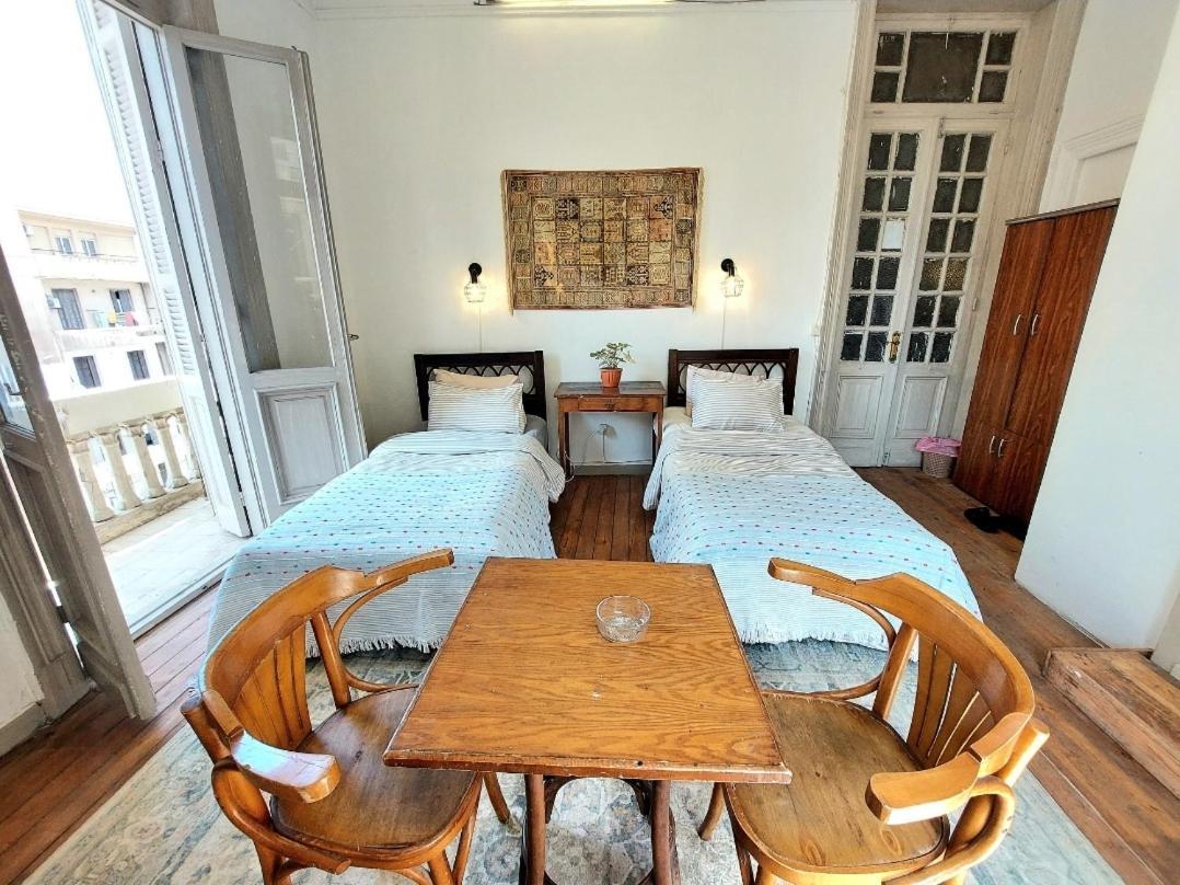 Arab Hostel, Welcoming All Solo And Groups Travellers But, Unmarried Couples Not Allowed İskenderiye Dış mekan fotoğraf